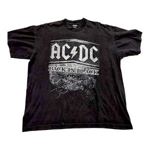 Vintage AC/DC “back in black 1980” tee